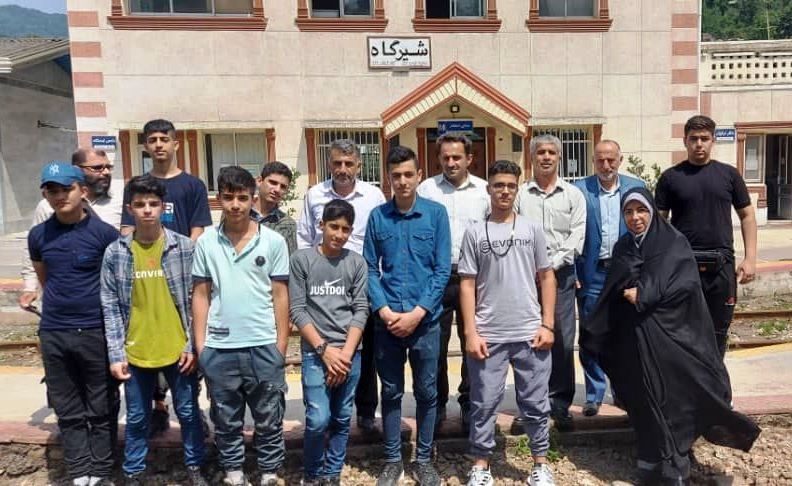 شرکت دانش آموزان عشایر مازندران در بیست و یکمین جشنواره دانش آموزی عشایر کشور