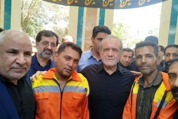 رئیس‌جمهور سرزده به قم رفت