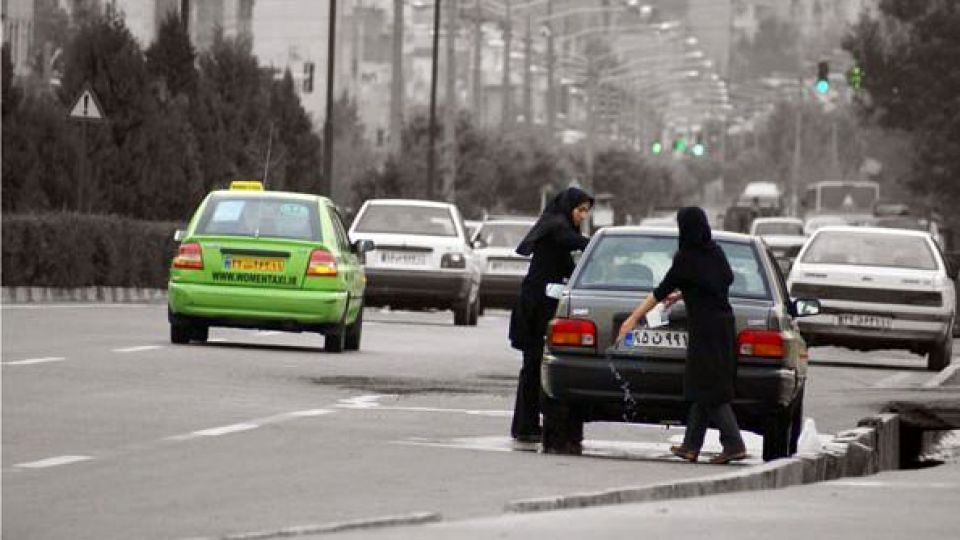 زنان در رانندگی محتاط و منضبط هستند