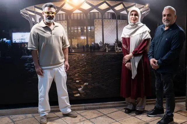تئاتر «ذرات آشوب» در روز خلیج فارس میزبان معاون هنری شد