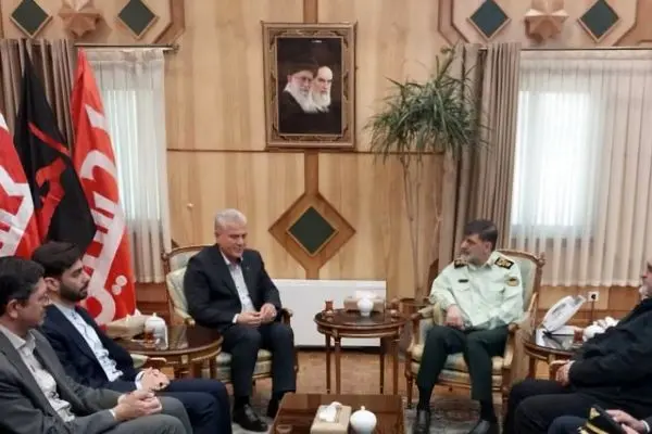  مدیرعامل "هما" با فرمانده نیروی انتظامی‌کشور دیدار کرد