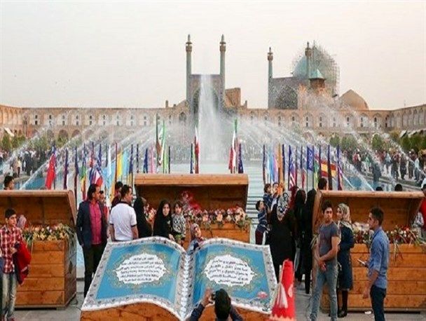 باز بودن همه مراکز گردشگری و تاریخی اصفهان / همپای بهار، همراه گردشگران با رعایت دستورالعمل های بهداشتی