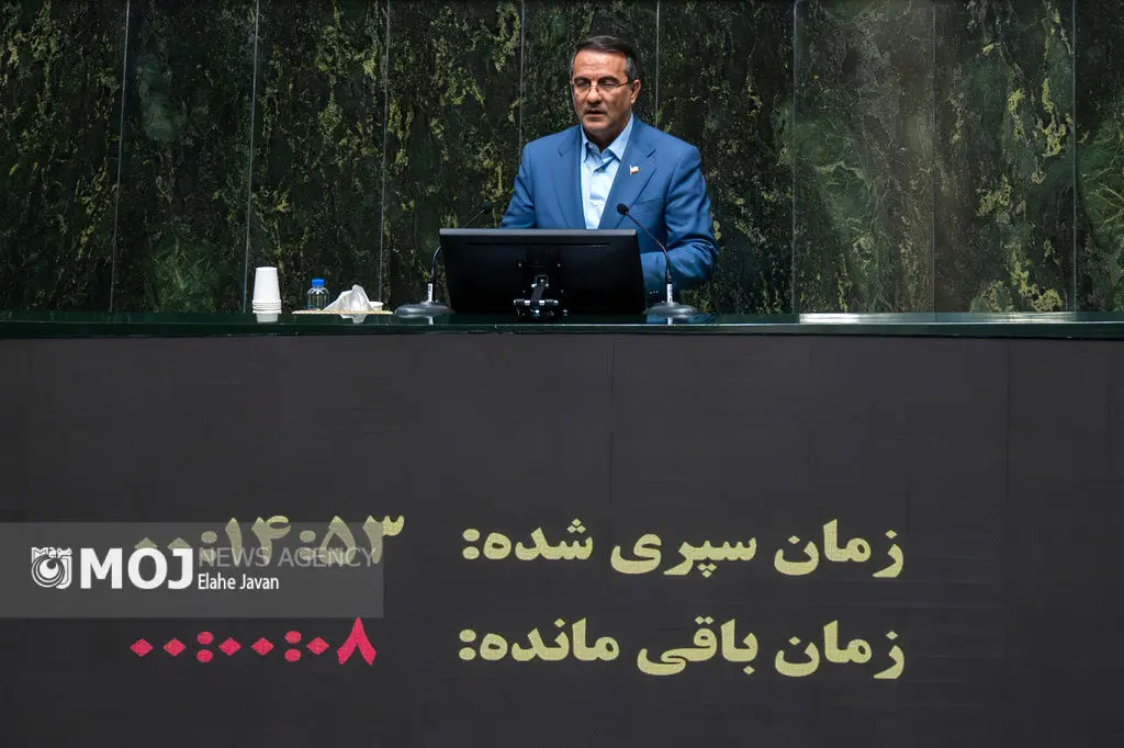 کاهش ۱۵ درصدی نیروی انسانی اجرایی نیست