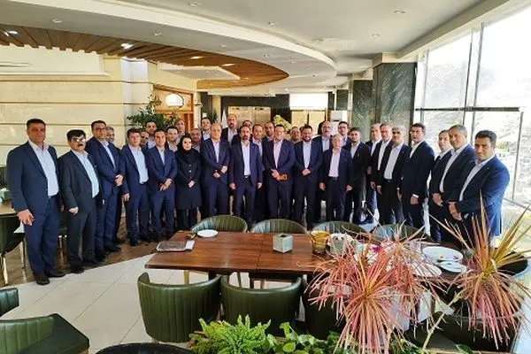 حرکت هدفمند بانک سینا در چارچوب مدل بازاریابی جدید بانک