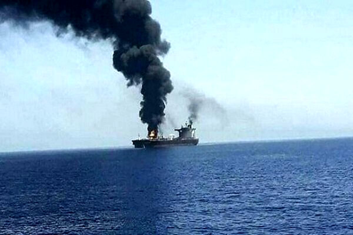 یک فروند کشتی صهیونیستی توسط انصارالله یمن توقیف شد