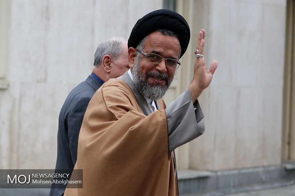 وزیر اطلاعات با مراجع عظام تقلید دیدار کرد