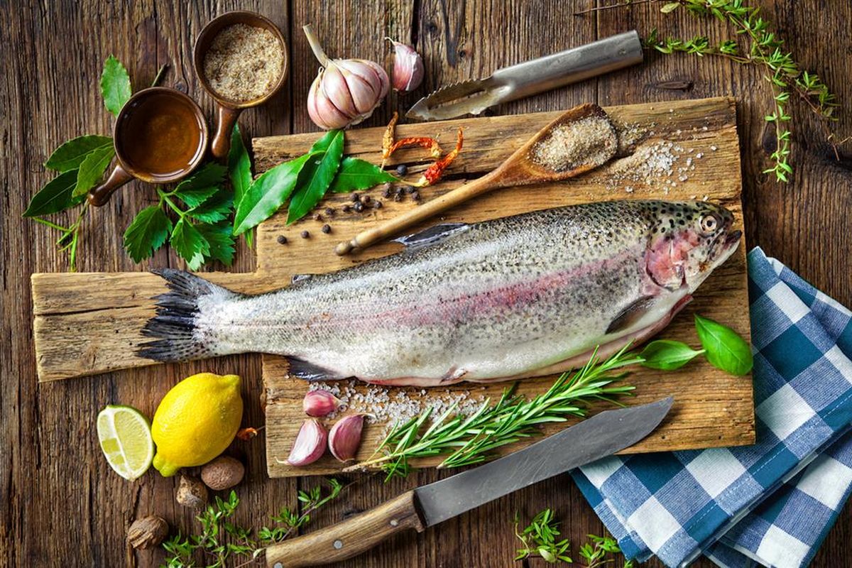 چرا مصرف گوشت ماهی توصیه می شود؟