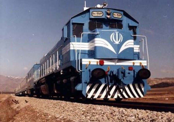 وزیر راه و شهرسازی دوشنبه با قطار به کرمانشاه می آید
