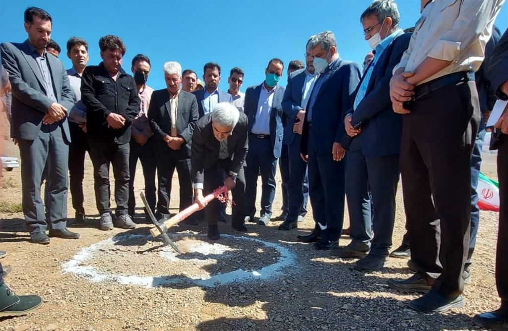 بهره برداری و آغاز عملیات طرح های تامین و انتقال برق در سه شهرستان فارس