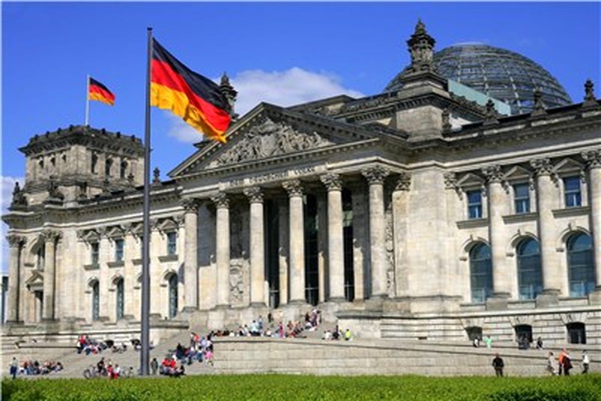 پارلمان آلمان با اقدامات نظارتی هر چه بیشتر در اماکن عمومی موافقت کرد