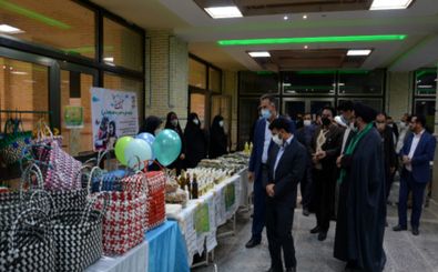 افتتاحیه نمایشگاه صنایع دستی بانوان میبد با عنوان یلدای فاطمی