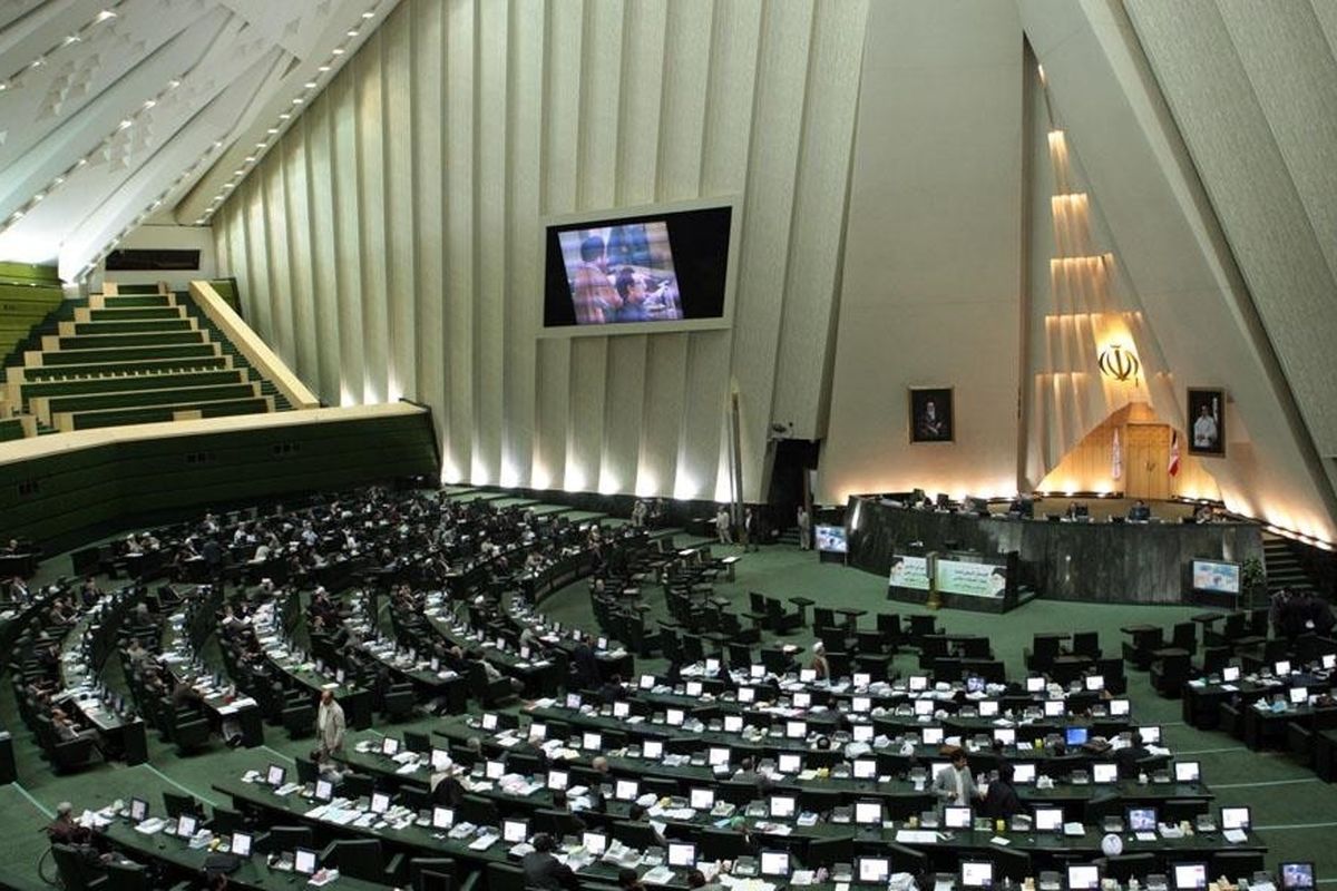 موسوی و ساعی عضو اعضای ناظر مجلس در شورای عالی اداری شدند