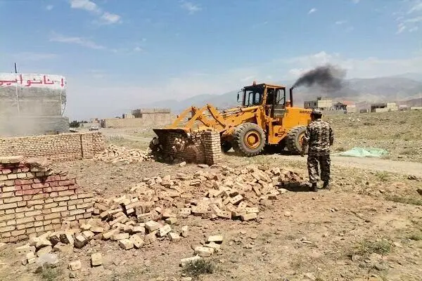 آزادسازی ۳۰۰۵ مترمربع زمین‌ ملی در کاشان