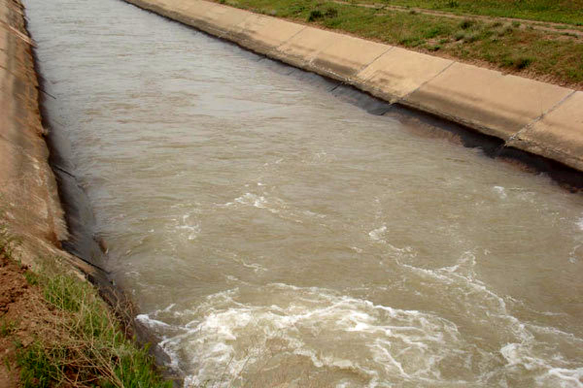 سقوط مرگبار یک جوان موتورسوار در کانال جی شیر اصفهان