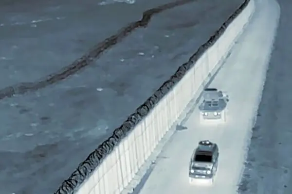 تکمیل ۳۵۰ کیلومتر دیوار دفاعی عراق در مرز با سوریه