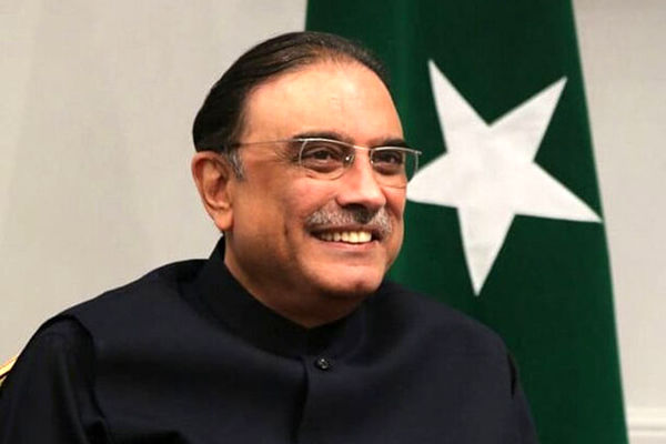 پیام دوستی رئیس‌جمهور پاکستان از فراز آسمان ایران مخابره شد