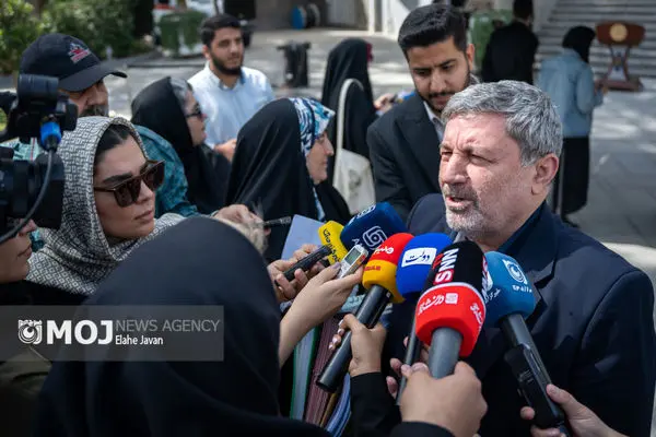 هیچ استعفایی در دولت مطرح نیست