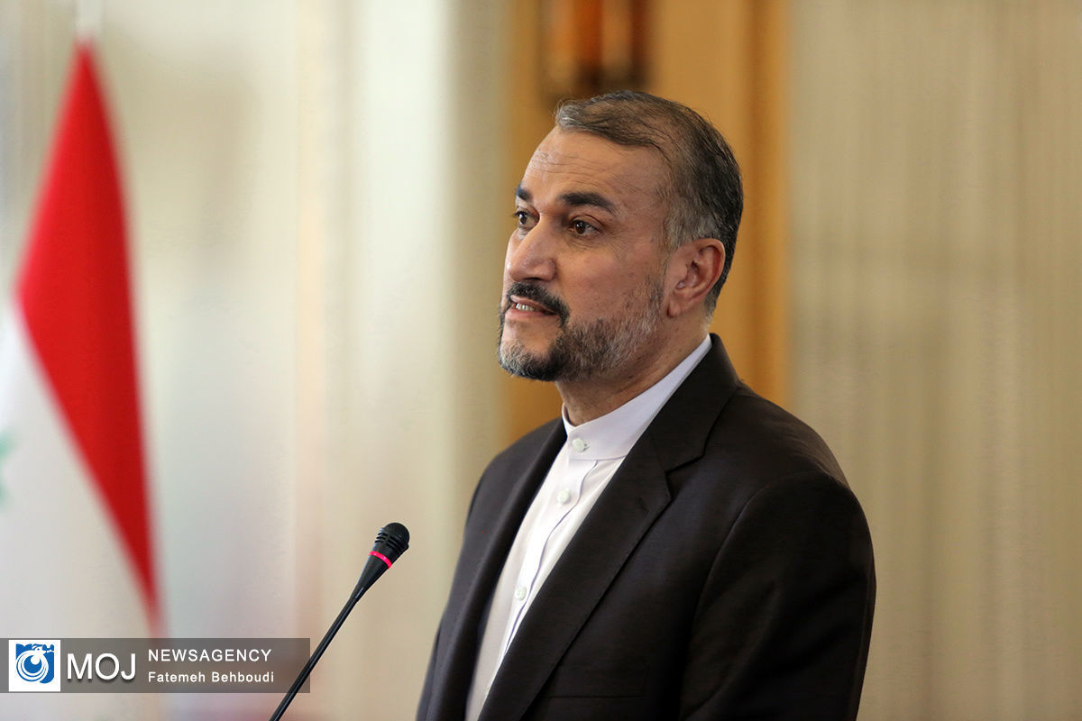 جمعی از اساتید دانشگاه به وزیر امور خارجه ایران نامه نوشتند