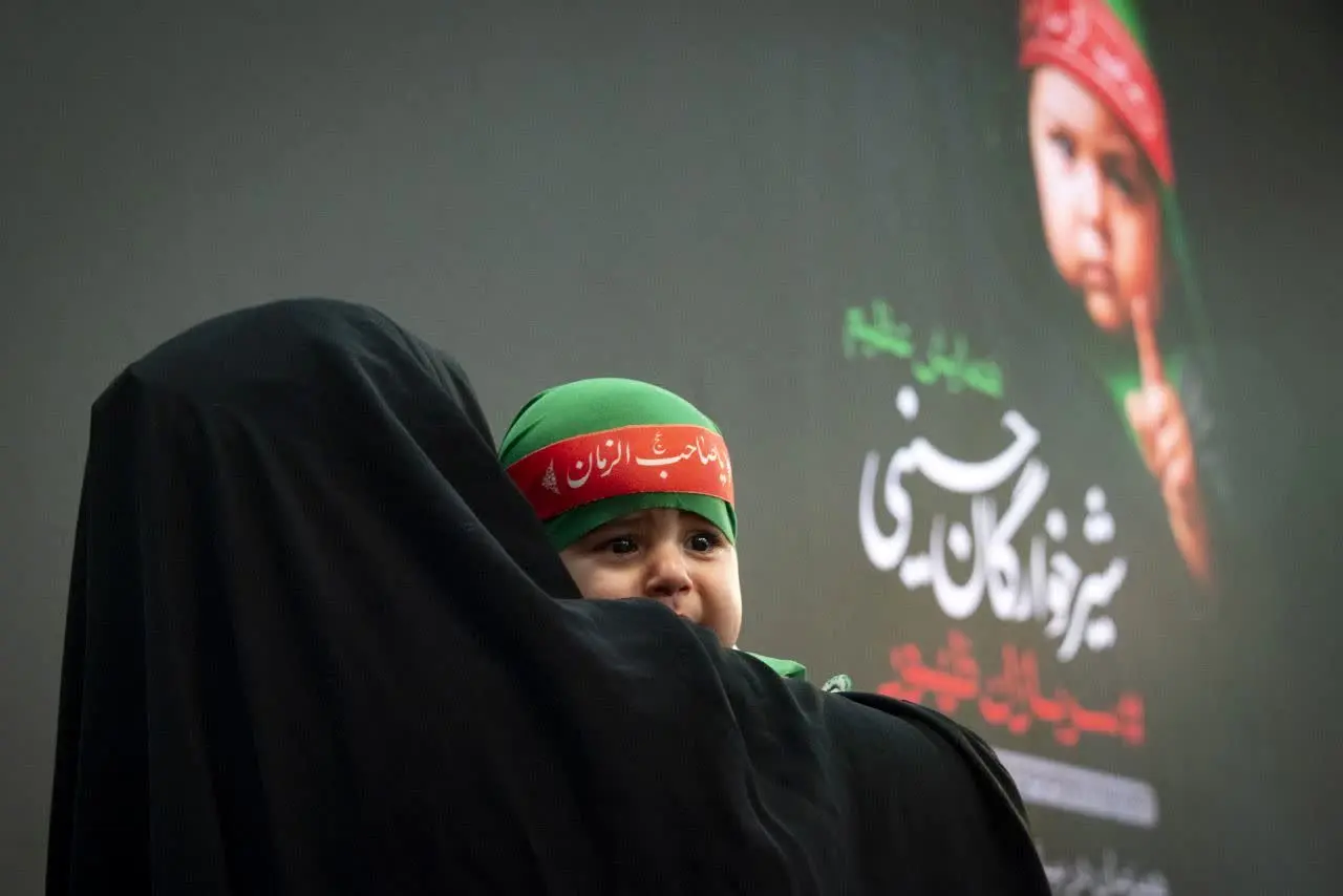 همایش شیرخوارگان حسینی در ۸۵۰ نقطه استان فارس برگزار شد