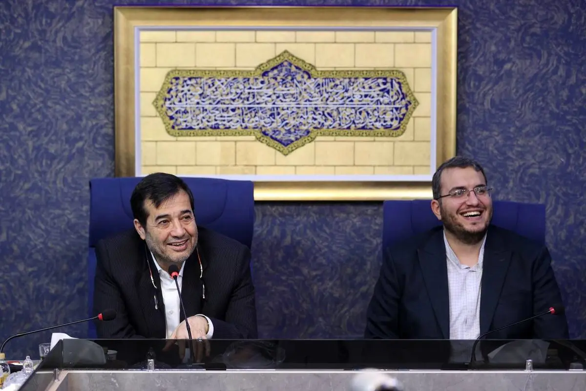 نشست مشترک وزارت ورزش و جوانان و حوزه هنری انقلاب اسلامی