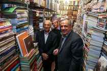 از واگذاری کتابفروشی ایرانیان تا تاکید بر حمایت از کتاب‌فروشی‌های محلی