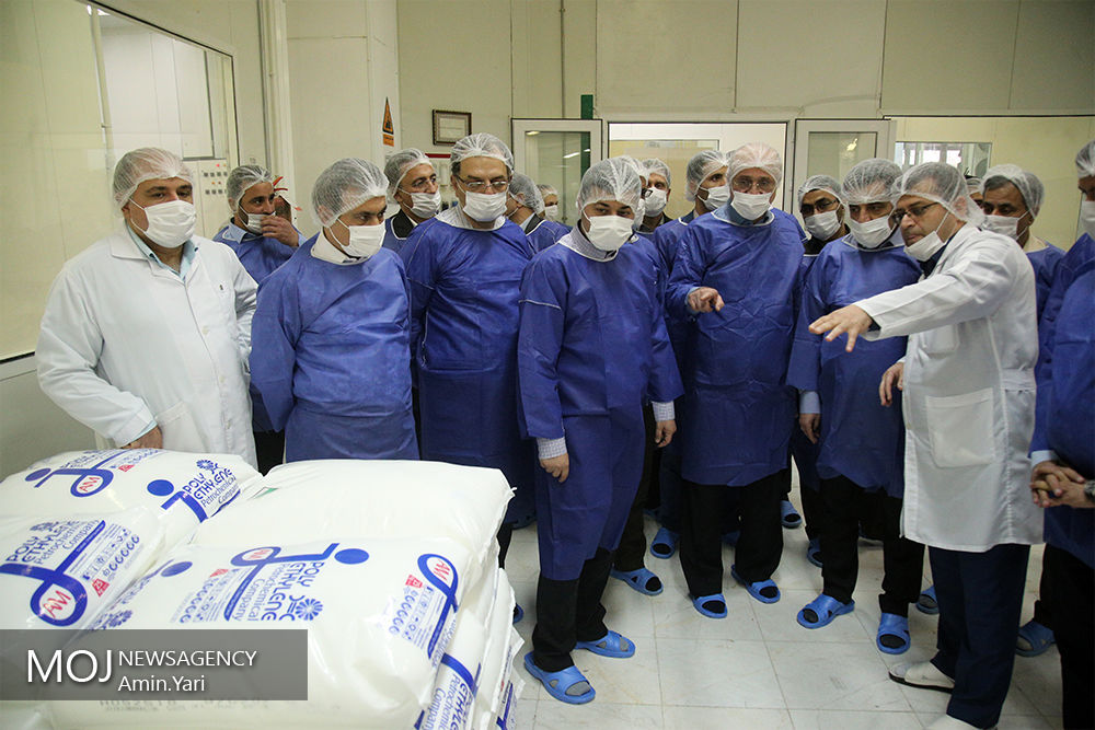 بازدید علی اصغر پیوندی از کارخانه تجهیزات پزشکی هلال ایران