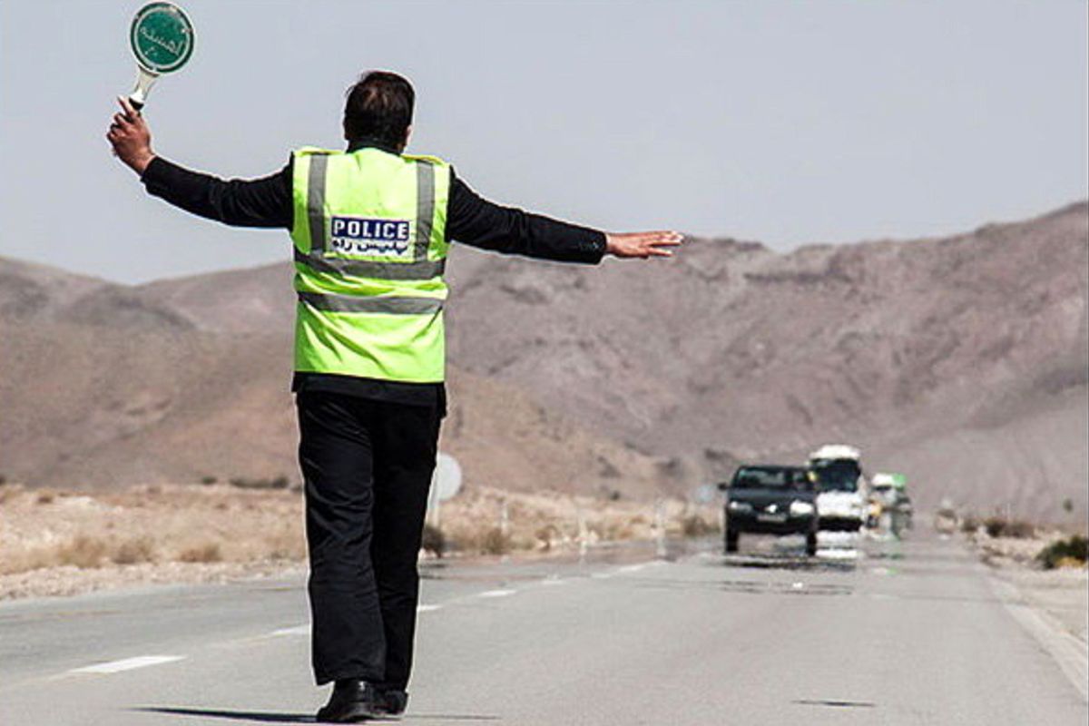 104 تیم پلیس راه لرستان وظیفه کنترل جاده‌‌ها در اربعین حسینی را برعهده دارند