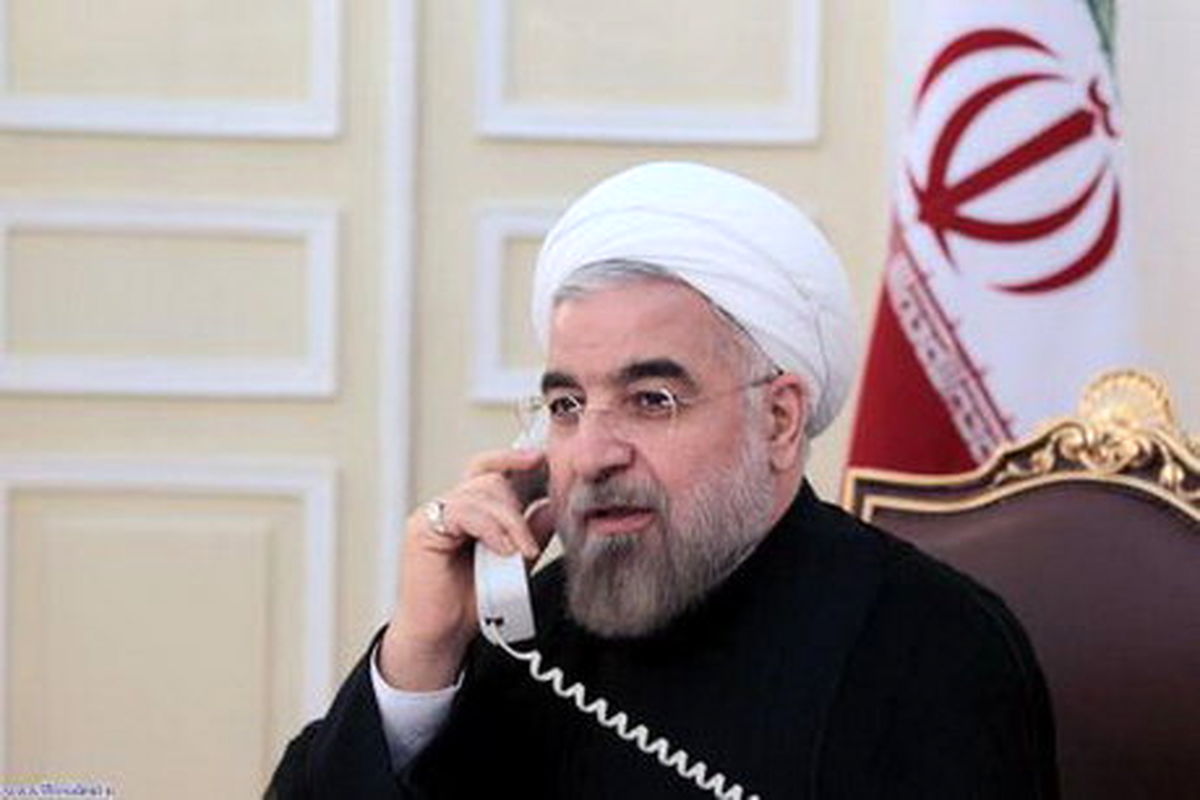  روحانی دستور تسریع در روند کمک رسانی به زلزله زدگان را به استاندار کرمانشاه ابلاغ کرد