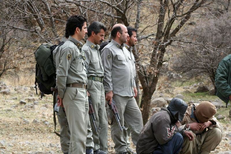 درگیری محیط بانان پارک ملی گلستان با شکارچیان غیر مجاز