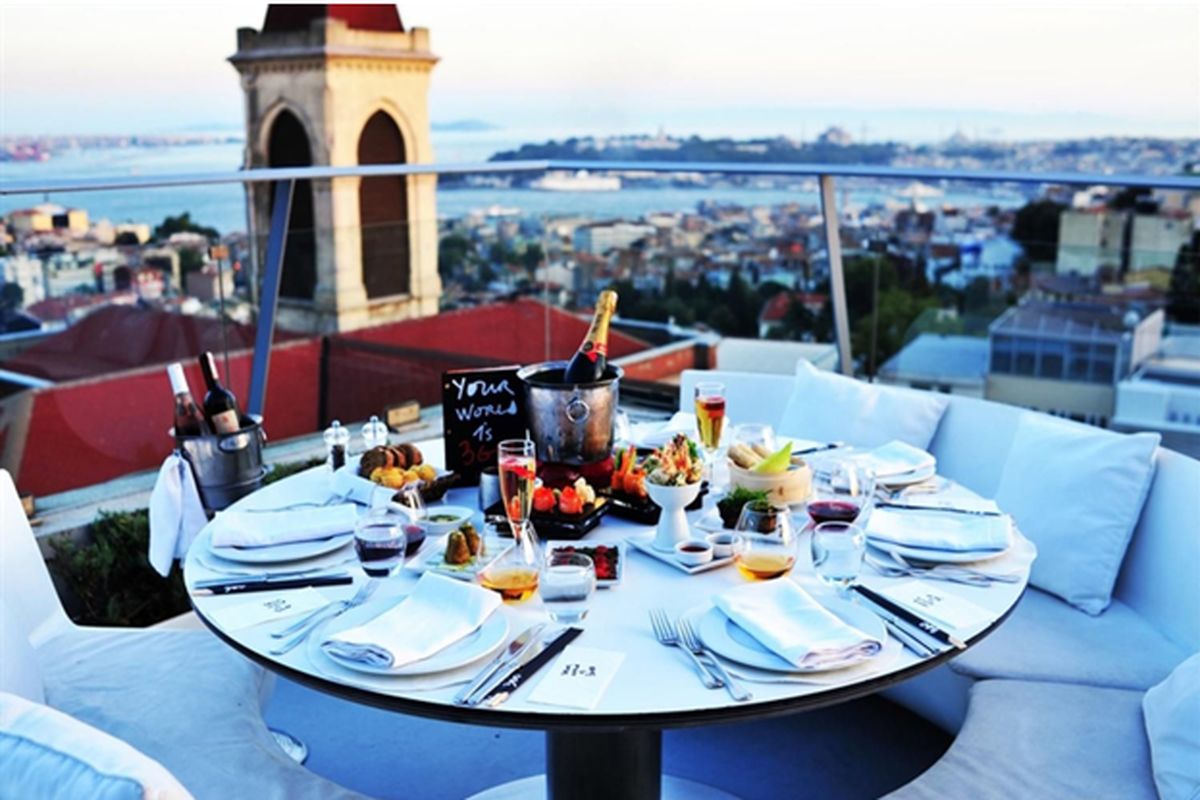 رستوران‌ های استانبول با پروتکل‌ های بهداشتی