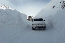 بارش سنگین برف راه‌های مواصلاتی افغانستان را مسدود کرد