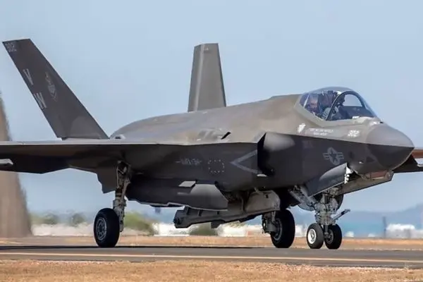 بررسی فروش ۴۸ جنگنده اف‑۳۵ به عربستان در دولت ترامپ