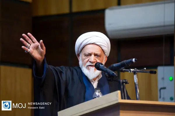 درخواست آتش بس از سوی ترامپ نشانه‌ای آشکار از عجز جبهه استکبار بود