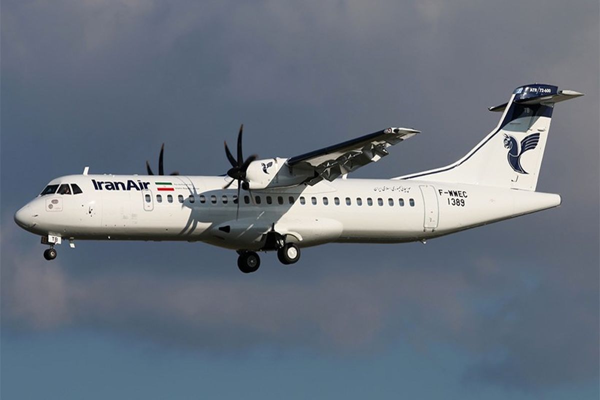 نخستین پرواز هواپیمای جدید  ATR به مقصد بندرلنگه و ابوموسی انجام شد