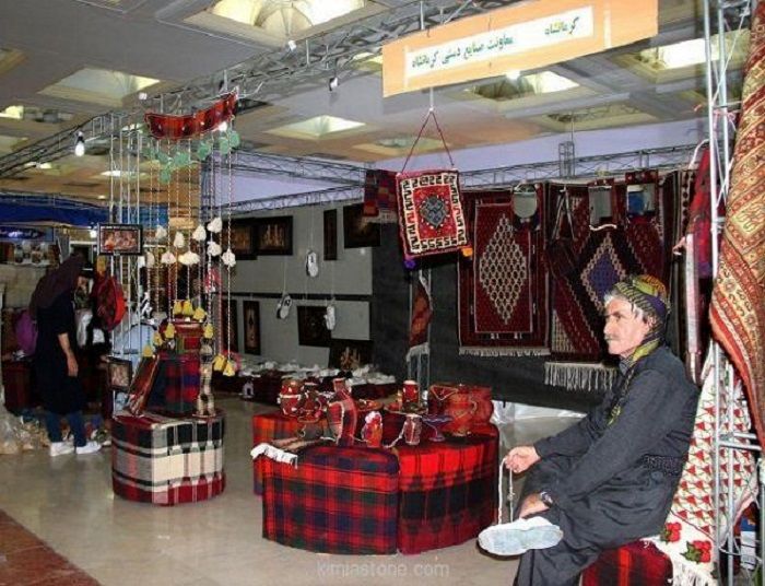 12 هزار نفر از نمایشگاه سراسری صنایع‌دستی کرمانشاه بازدید کردند