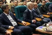 ۱۲ نیروگاه خورشیدی در یزد با حضور وزیر کشور افتتاح شد