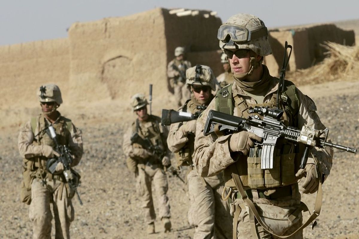کاروان ارتش آمریکا در ناصریه عراق هدف قرار گرفت