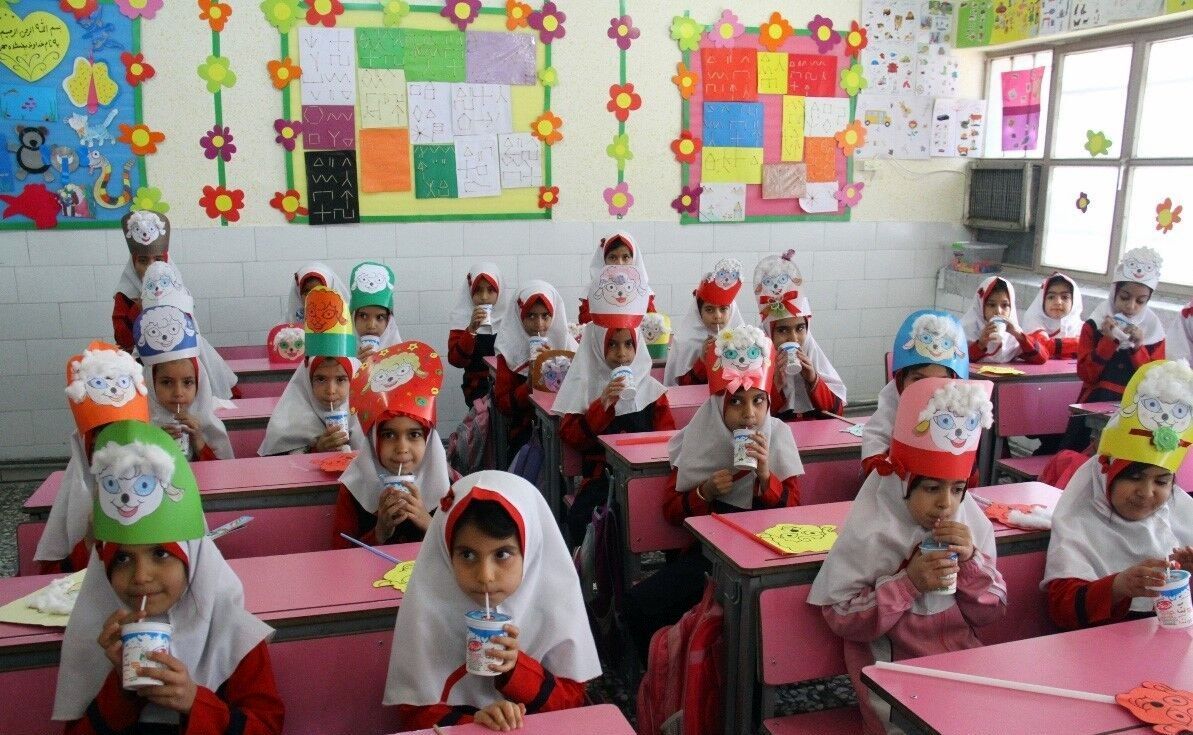 زنگ آغاز توزیع شیر رایگان در مدارس مازندران نواخته شد