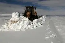 ‍ بیش از ۳۰۰۰ کیلومتر از محورهای مواصلاتی اصلی و روستایی آذربایجان غربی برف روبی شد