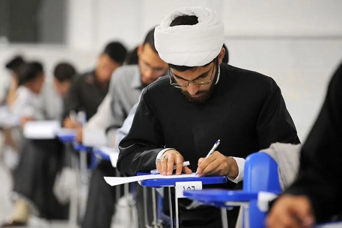 طلاب از دبیری معارف و عربی در آزمون استخدامی آموزش و پرورش حذف شدند