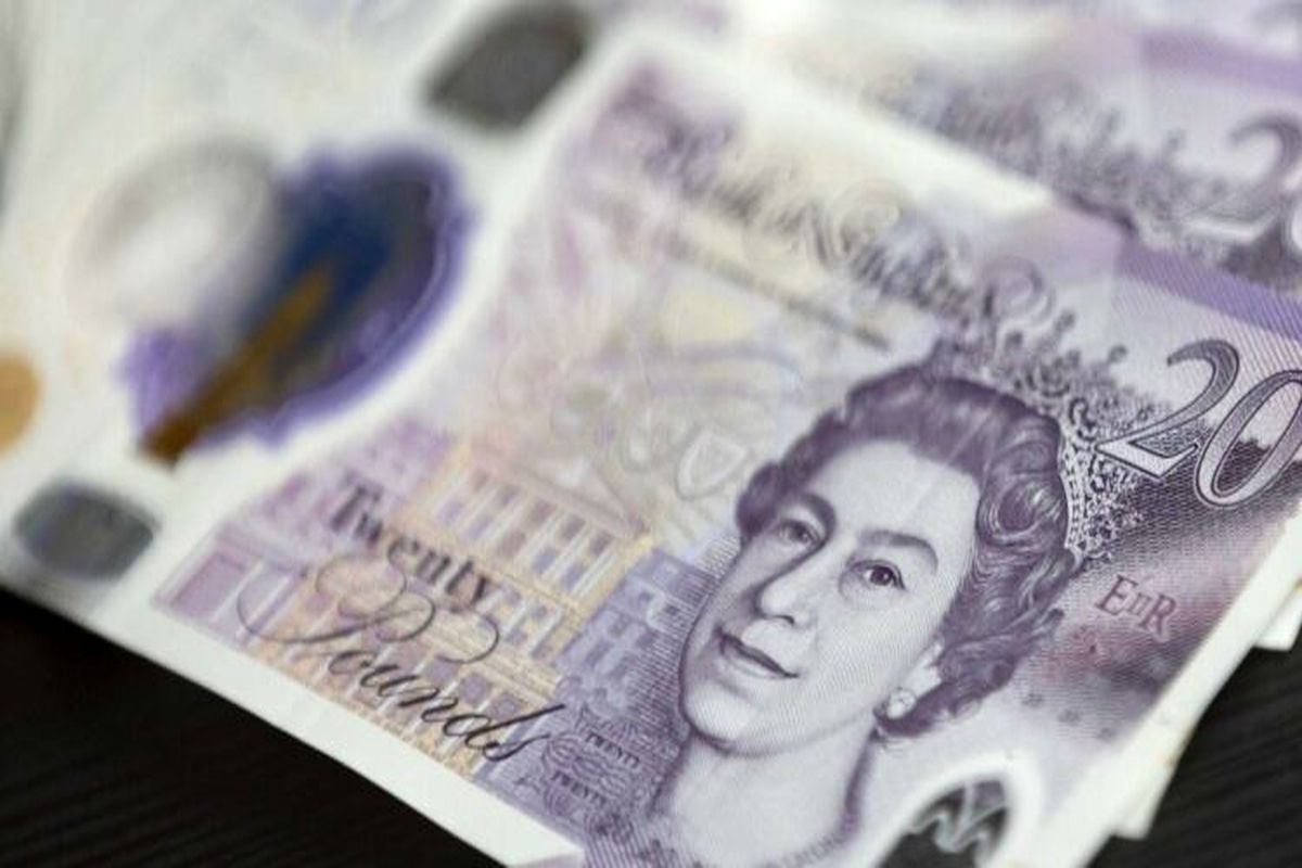 ارزش پوند انگلیس در برابر دلار آمریکا به پایین ترین حد در چهار دهه اخیر رسید