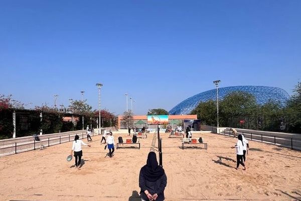 آغاز رقابت‌های تنیس ساحلی BT۱۰ در کیش با صعود مدعیان به نیمه‌نهایی