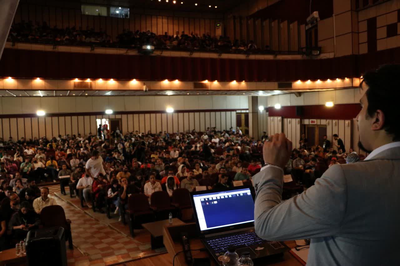 نخستین همایش ملّی گنولینوکس در شیراز برگزار شد 