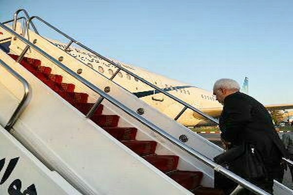ظریف تهران را به مقصد آفریقای جنوبی ترک کرد