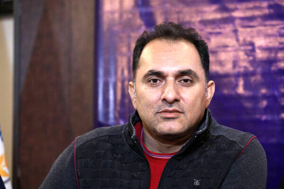 کوروش باقری