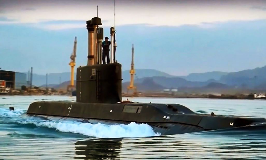 زیردریایی بومی «فاتح» به ناوگان نداجا ملحق شد