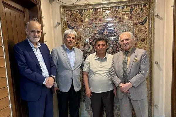 پیشکسوت فوتبال ایران با قلعه نویی دیدار کرد