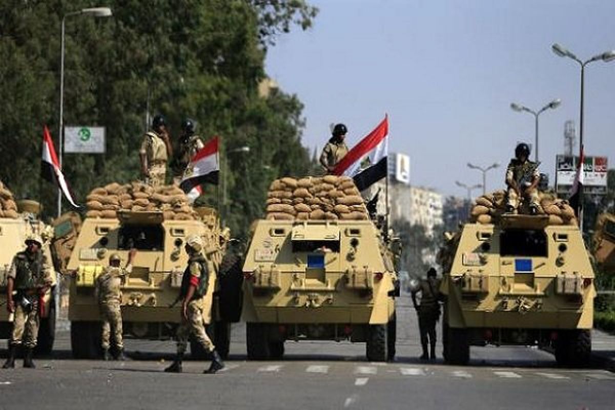 درگیری مسلحانه ارتش مصر با عوامل داعش در صحرای سینا