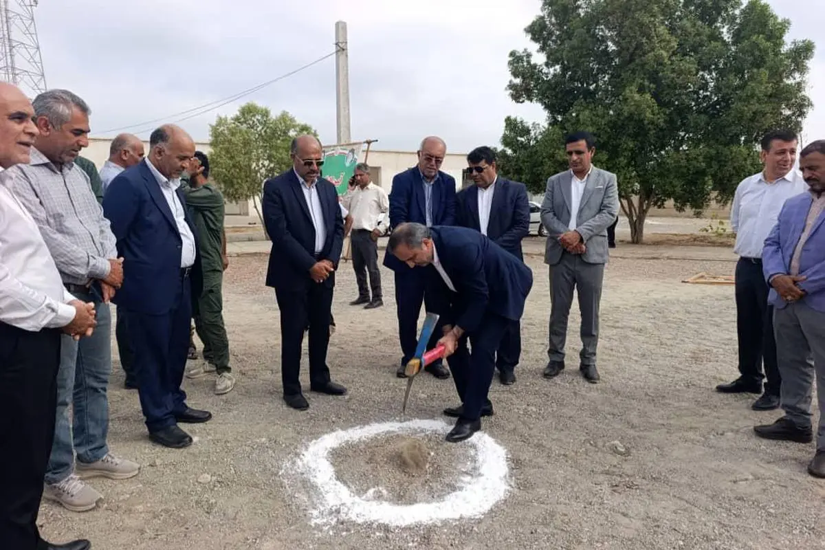 کلنگزنی سالن ورزشی دانشآموزی چاه اسماعیل