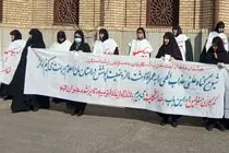 خروش زنان حزب الله گیلان در اعتراض به انفعال مسئولان نسبت به مساله حجاب/حجاب حریم است شکستن حرمت الهی، تاوان سختی دارد+تصاویر